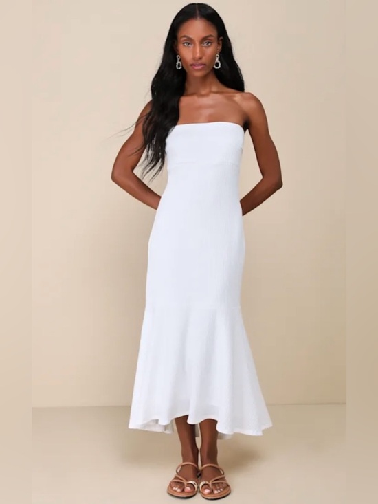 Lulus Dresses & Skirts - Lulus Darling Ways White Textured Strapless Midi Dress XS NWT